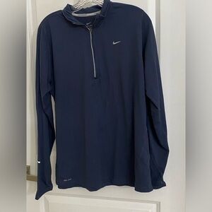 Nike long sleeve running dri-fit.size XL